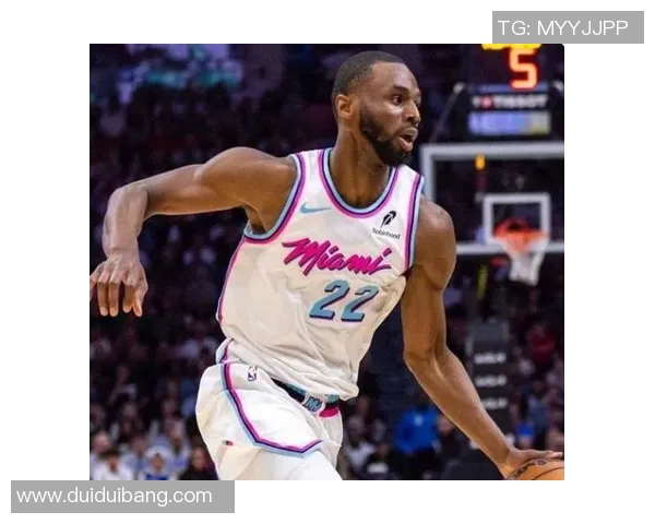 2018季后赛骑士与猛龙第三场激战回顾与精彩瞬间分析