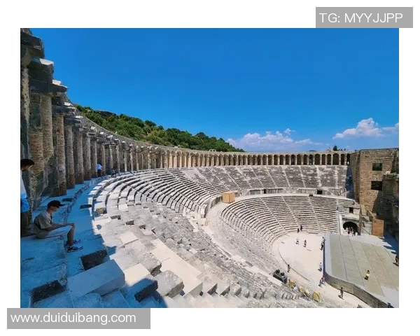 蒙塔埃利斯的传奇旅程与历史遗迹探索之旅 蒙塔埃利斯的传奇旅程与历史遗迹探索之旅