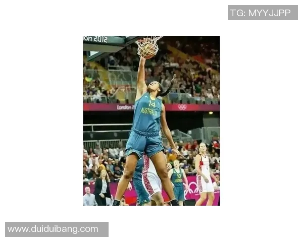 伊巴卡与乐福的对决分析:谁能在NBA赛场上更胜一筹